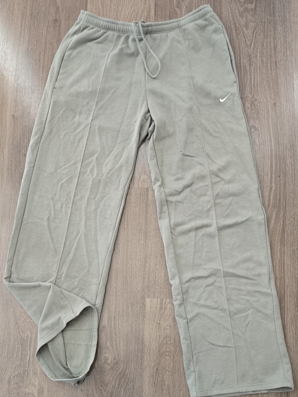 Nike Olive Swoosh Joggers - Light Olive Green